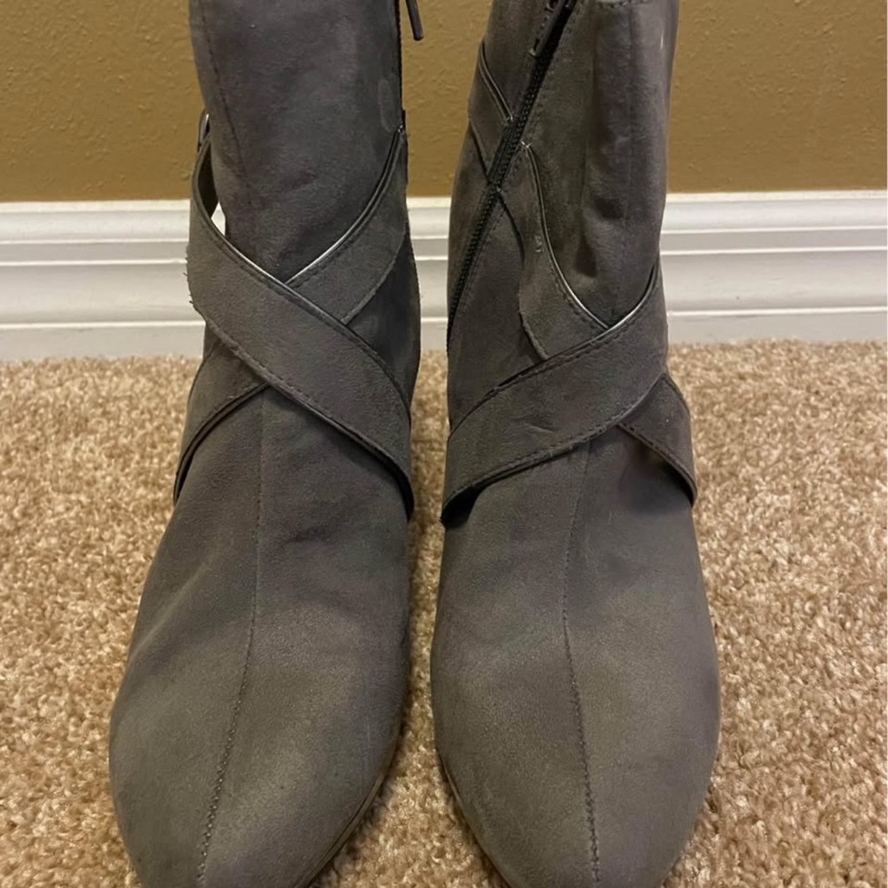 Elegant Gray Ankle Boots for Women